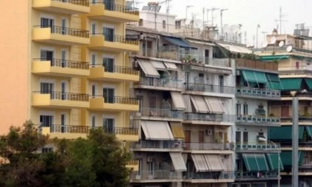Eurostat: 7 στους 10 Έλληνες ηλικίας 18-34 ετών ζουν με τους γονείς τους!